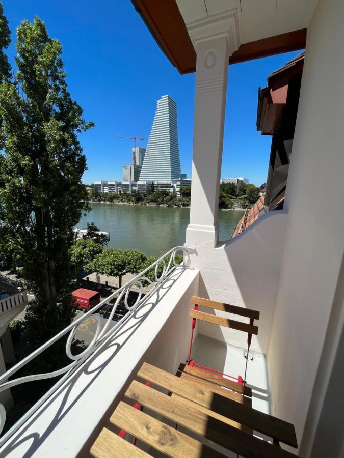 Charmante Altbauwohnung Am Rhein Basilea Esterno foto