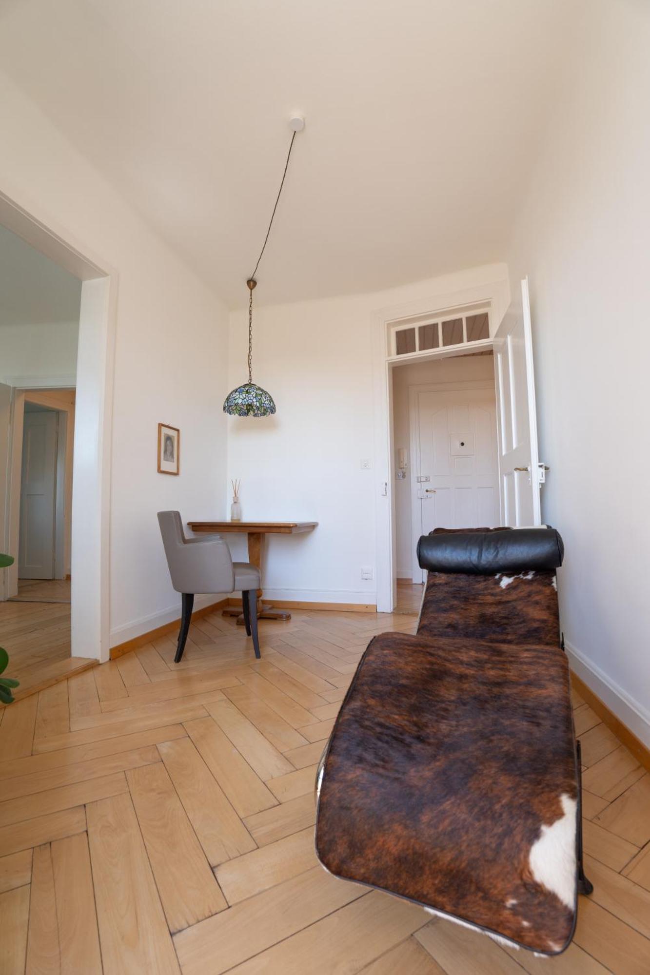 Charmante Altbauwohnung Am Rhein Basilea Esterno foto